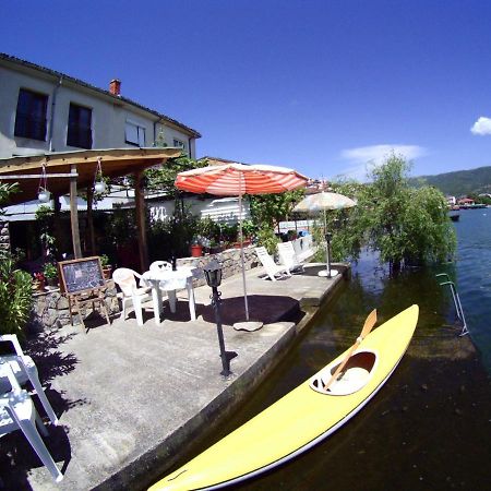 'By The Lake' Apartments Ohrid Ngoại thất bức ảnh