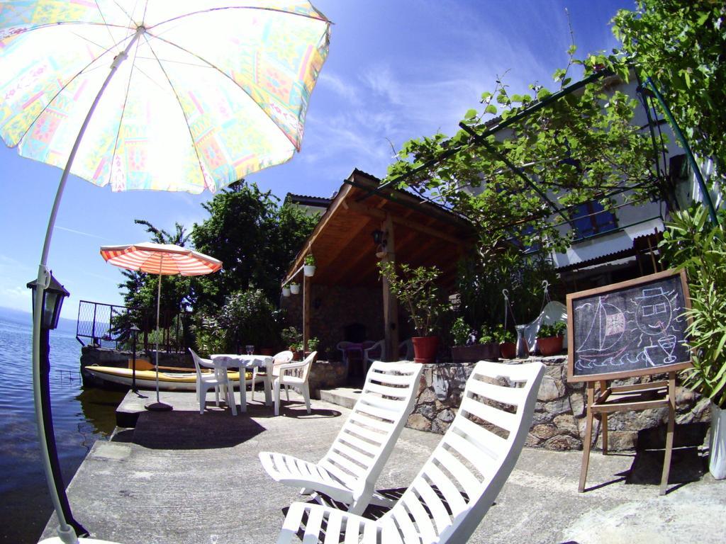 'By The Lake' Apartments Ohrid Phòng bức ảnh