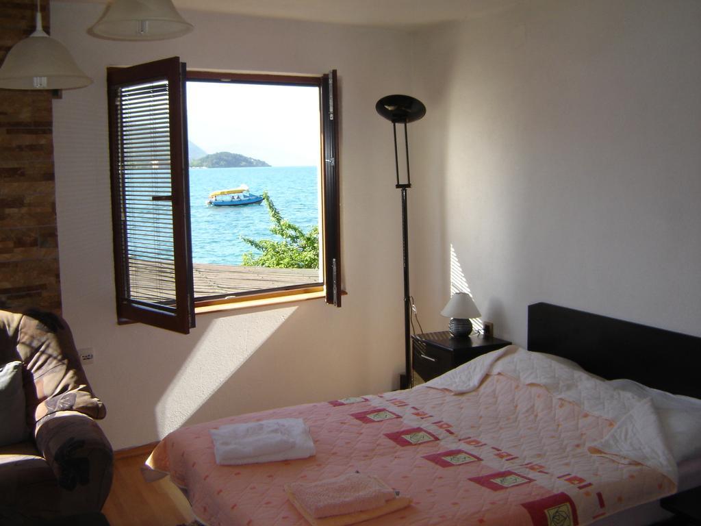 'By The Lake' Apartments Ohrid Phòng bức ảnh