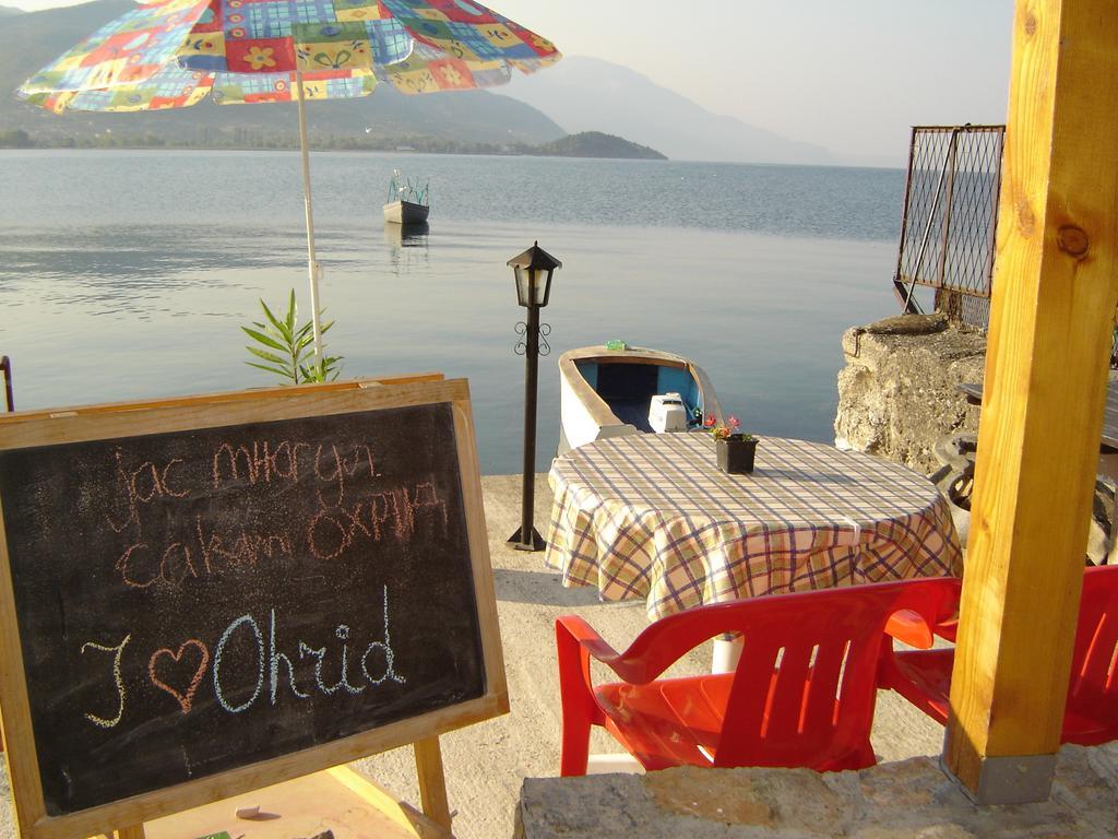 'By The Lake' Apartments Ohrid Phòng bức ảnh