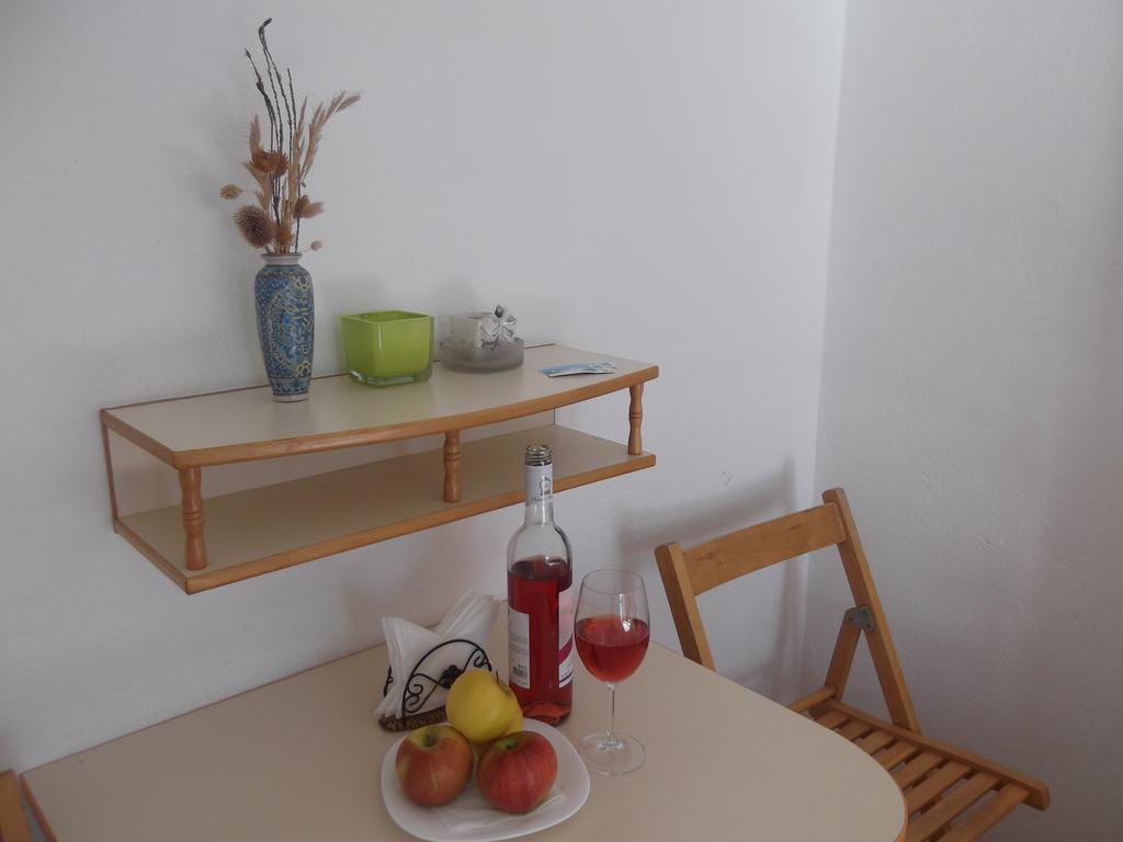 'By The Lake' Apartments Ohrid Ngoại thất bức ảnh
